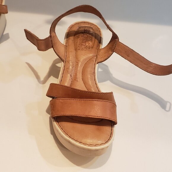 Born Tan Leather Cushioned Sandals with Velcro Strap - Picture 3 of 16